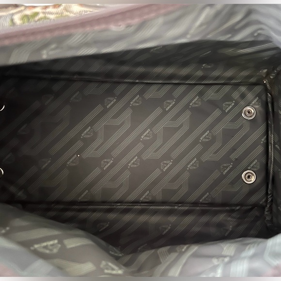 Jordache 1980s Jordache Floral Tapestry Shoulder Weekender Tote, - Picture 4 of 4